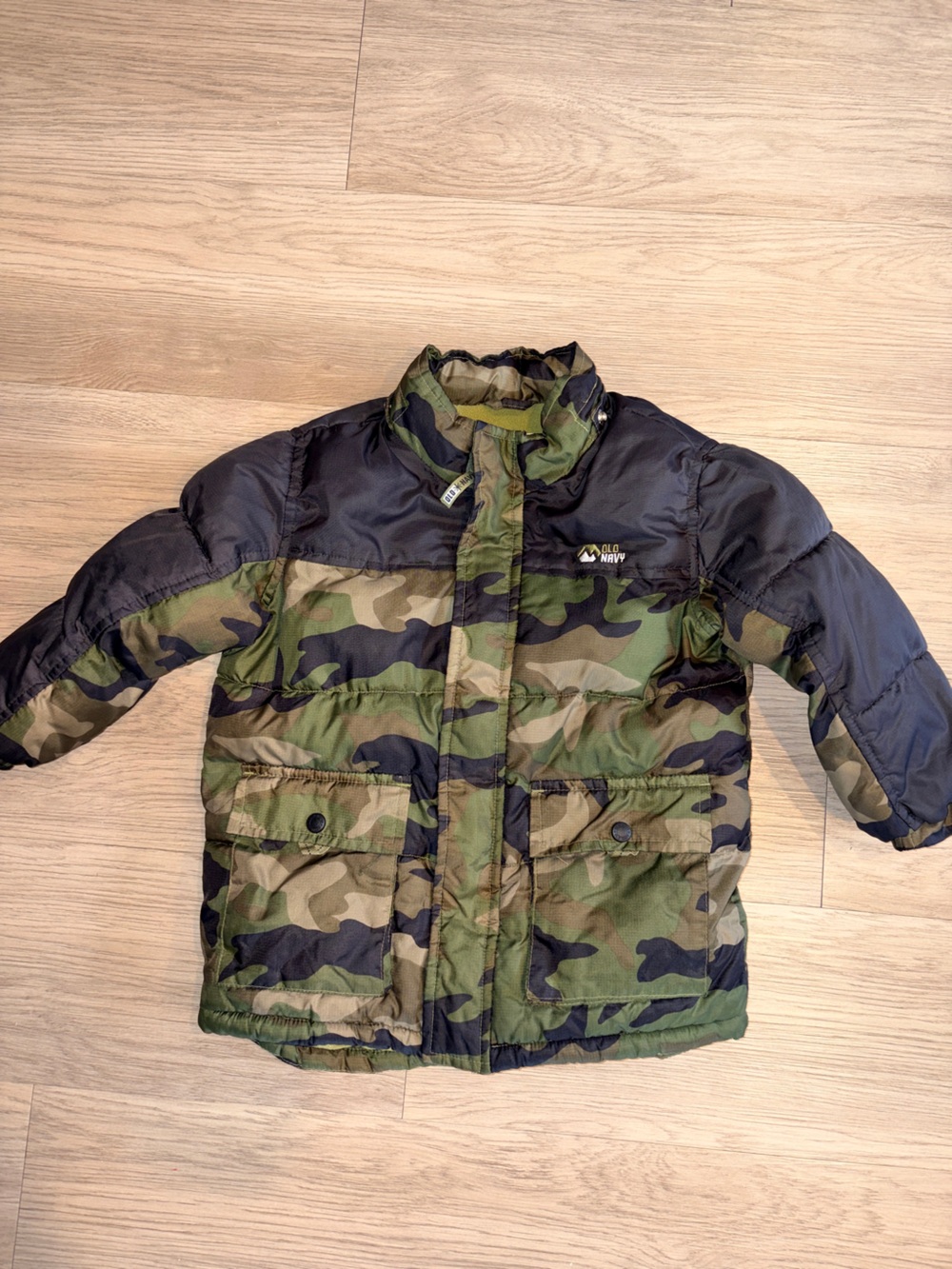 Old Navy Kids Camouflage Puffer Jacket with Black Shoulders